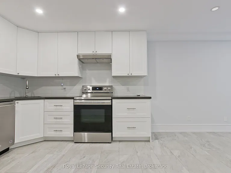 318 Boon Ave — Photo 7