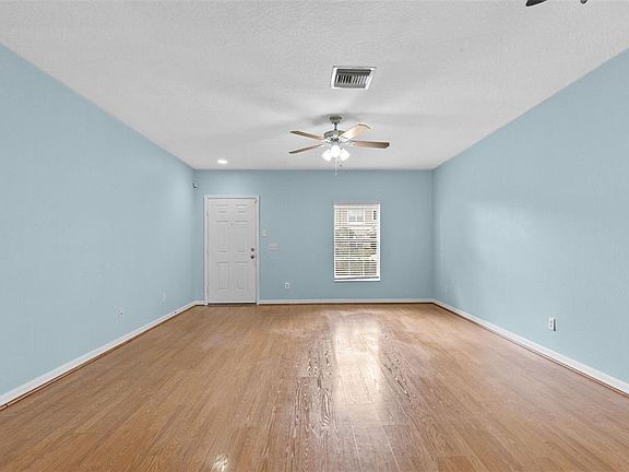 5th image of 16221 Swan View Cir