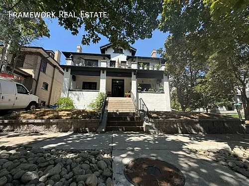 2760 E 14th Ave #9 Photo 1