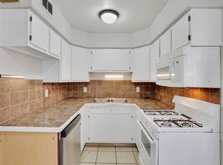 27 W 8th Ave APT D, Columbus, OH 43201