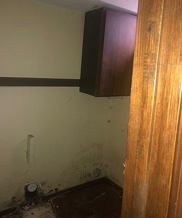 5th image of 16811 E 40th Ter S