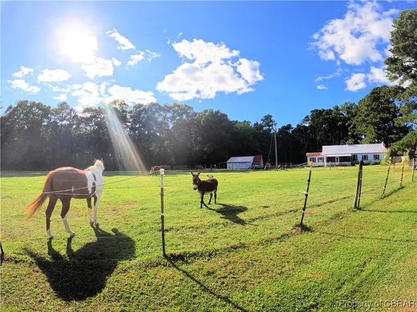 106 Colnbrook Rd #602, Center Cross, VA 22437