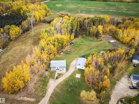 3rd image of 4 Range Rd #54227-41
