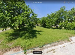1105 SW 8th St, Lawton, OK 73501