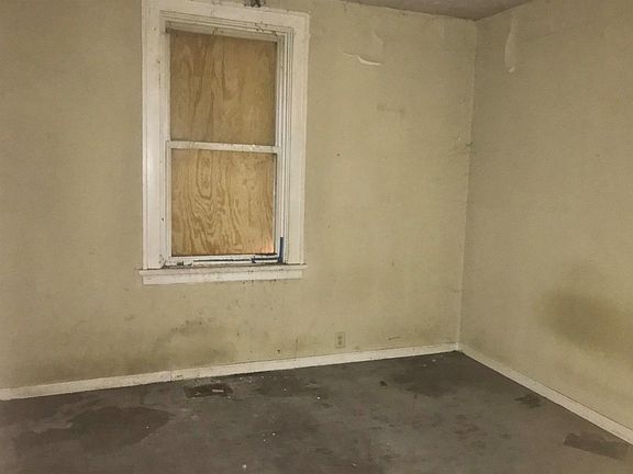 4th image of 3609 Laclede Ave