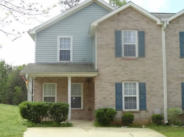 942 Hickory Bend Rd, Atlanta, GA 30349