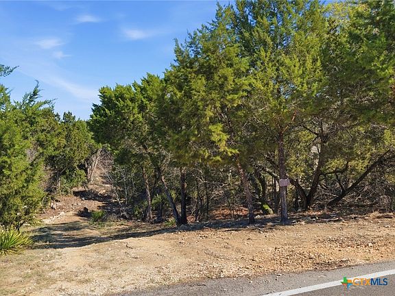 2nd image of 1025 Flaman Rd