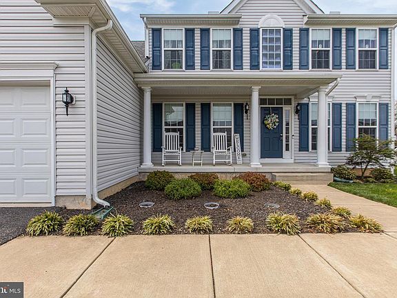 3rd image of 335 Helen Dr