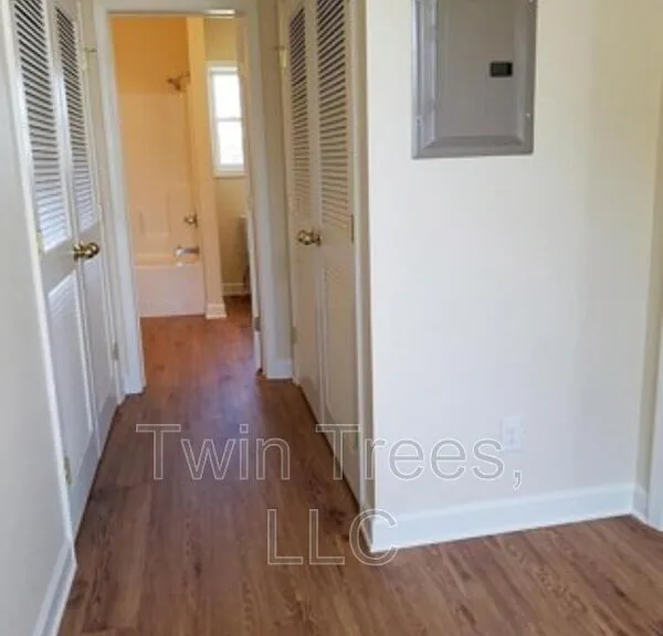 5907 Gospel St #B — Photo 5