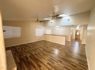 17750 Rancho Bonita Rd, Victorville, CA 92395