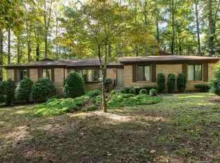 24 Hunters Ln, Hendersonville, NC 28791