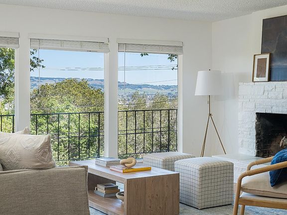 2nd image of 7 La Cresta Street