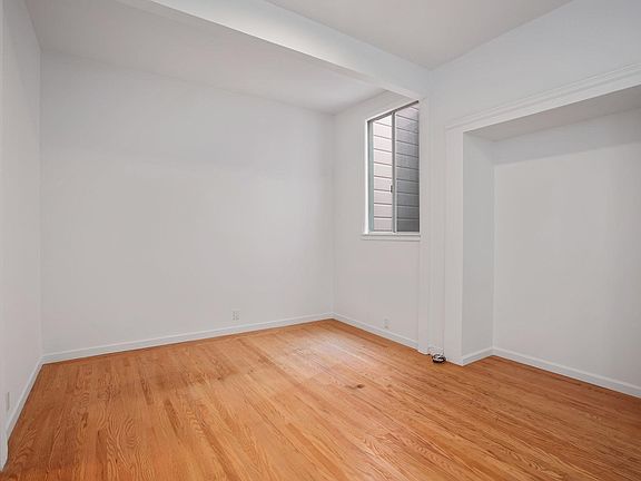 4th image of 27 Jasper Pl