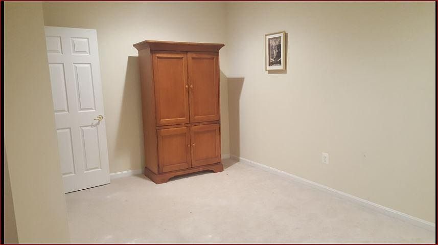 2nd image of 12106 Pelham Ct