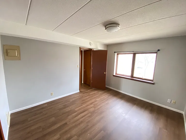 1300 S 13th St #8 — Photo 4