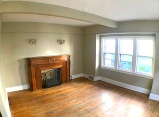 1327 S 17th St #B, Milwaukee, WI 53204