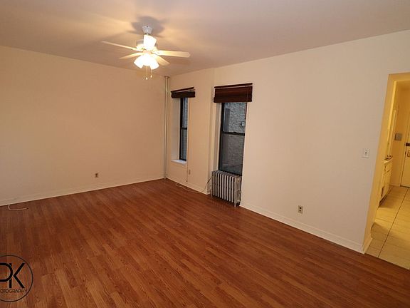 3rd image of 536 Graham Ave APT 5