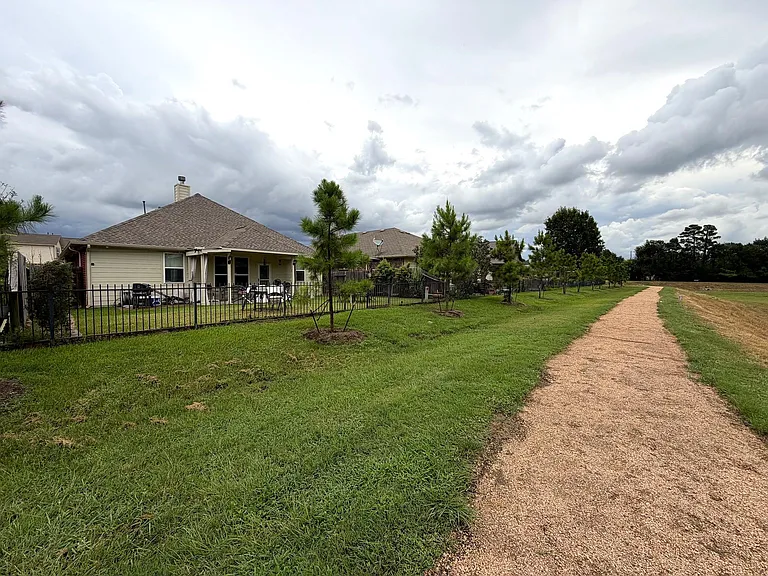 5811 Deleon Trail Dr — Photo 25