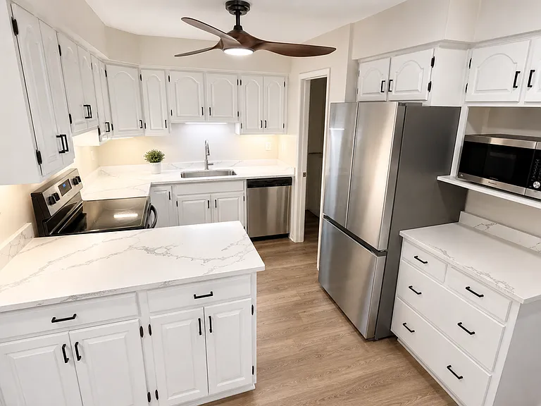 13360 W Bluemound Rd #4 — Photo 5
