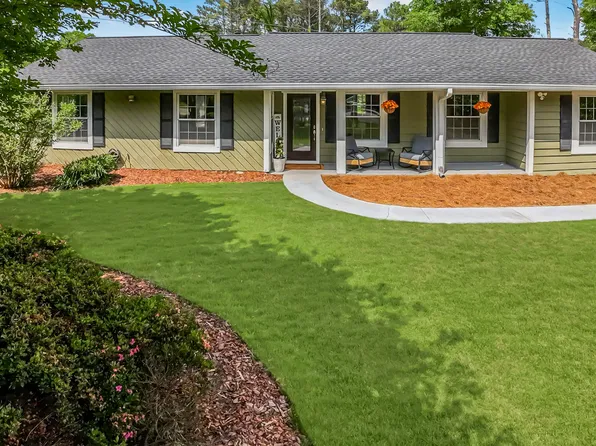 620 Clearbrook Ct, Marietta, GA 30068