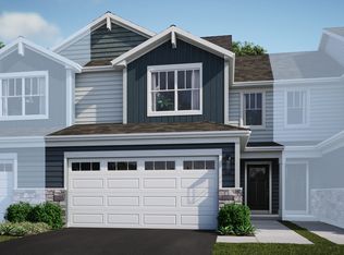 636 Cassia Ct, Crystal Lake, IL 60012