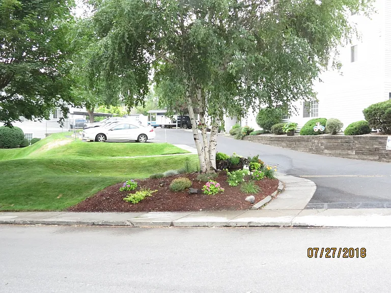 Hart Terrace Apartments — Photo 5