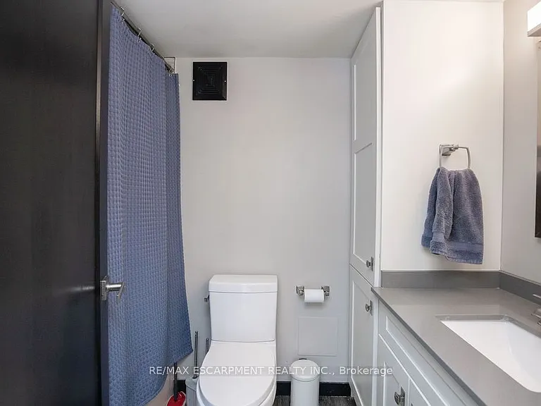 71 Vanier Dr #110 — Photo 21