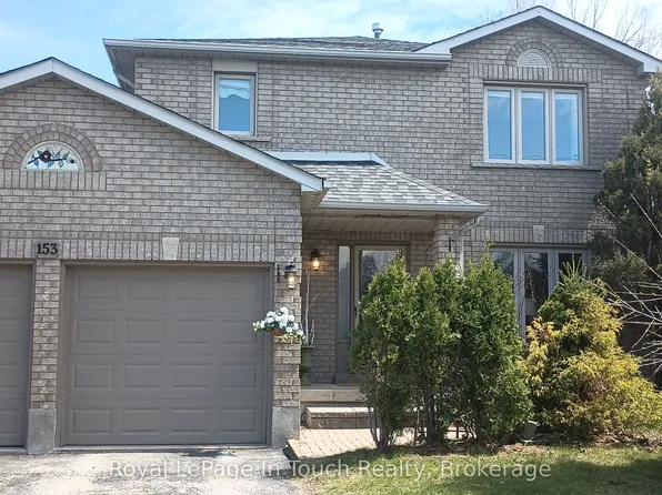 153 Ferndale Dr S, Barrie, ON L4N 6X9