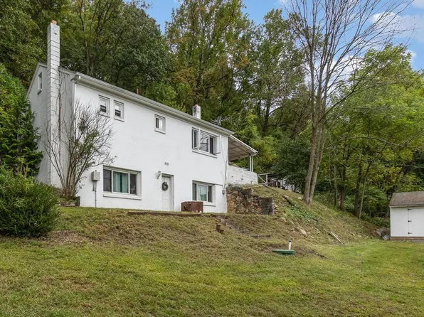 826 Friedensburg Rd, Reading, PA 19606
