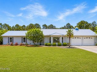 218 Lake Arthur Drive, Newport, NC 28570