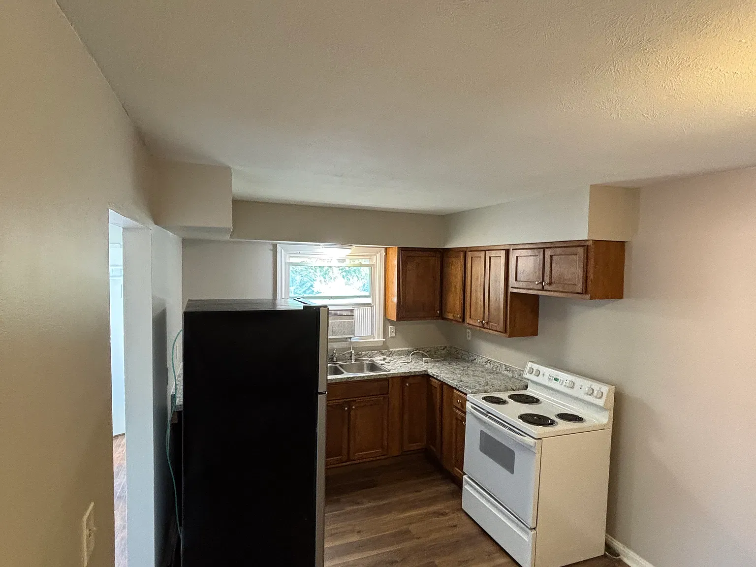2 bed, 775 sqft, $1,150 — Photo 3