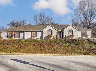 1065 Spring Falls Ave, Springfield, OH 45502