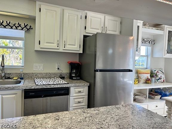 2nd image of 19681 Summerlin Rd #404