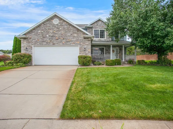 13657 Hearthwood Ct, Granger, IN 46530