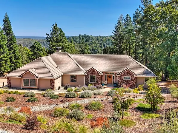 19676 Eagle Ridge Rd, Foresthill, CA 95631