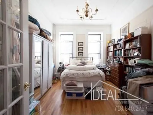 37 Woodhull St, Brooklyn, NY 11231