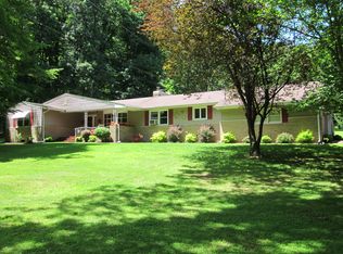 105 Dreahook Rd, Lebanon, NJ 08833