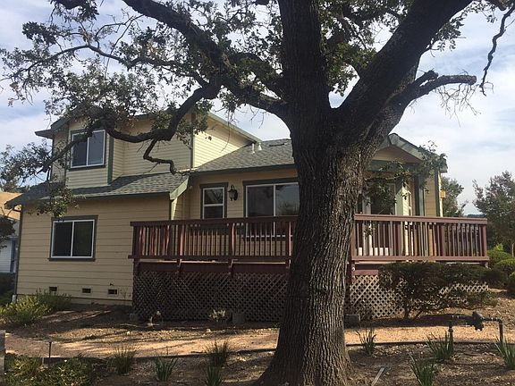 2nd image of 19 Cherry Hill Ln
