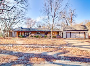 287 Oakley Pl, East Alton, IL 62024