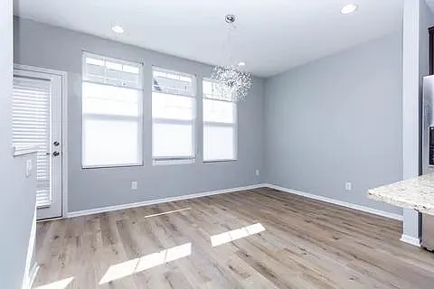 951 Barclay Cir — Photo 11