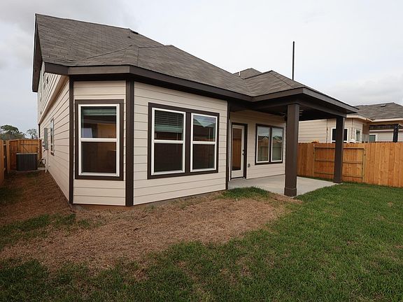 7th image of this home