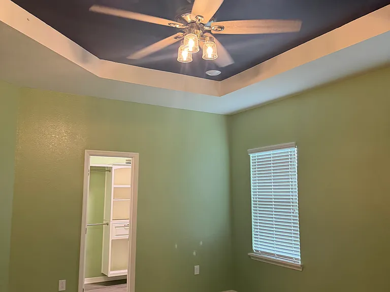 4340 Reding Way — Photo 9