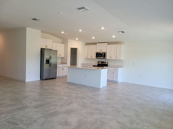 5th image of 4077 Villa Doria Ct