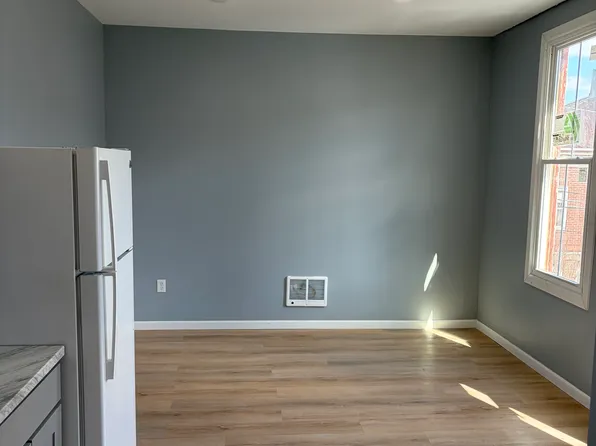 211 N 2nd St, Pottsville, PA 17901