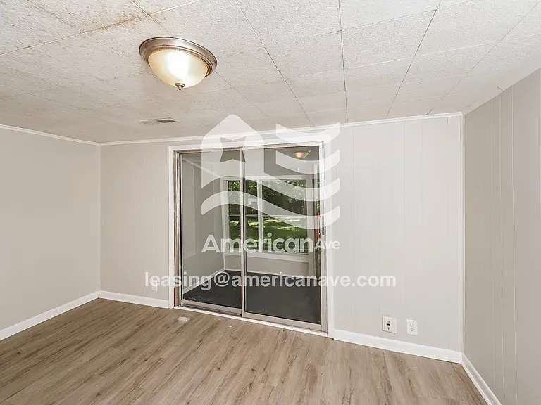 69004_005_dining_room_13823109.jpg