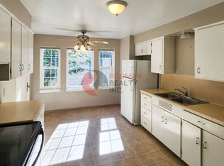 2053 Maple St APT 4, Longview, WA 98632