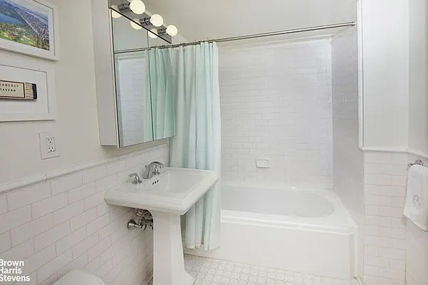 Rented by Brown Harris Stevens | media 8