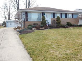 18251 Adams Dr, Strongsville, OH 44136