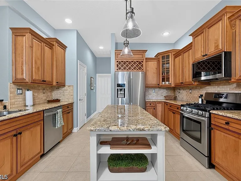 3261 Orangetree Bnd — Photo 7