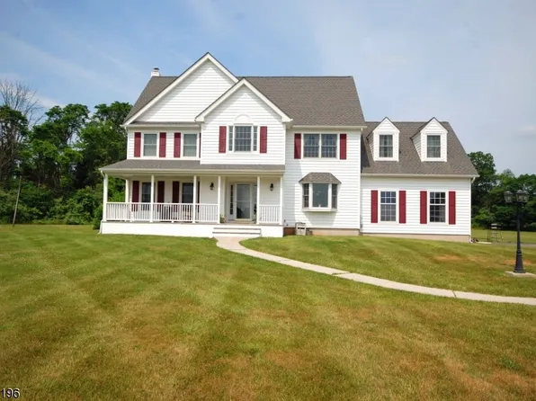 6 Everitts Farm Ln, Kingwood Twp., NJ 08825
